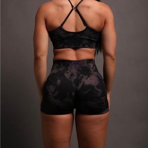 DARC SPORT “LOS ANGELES FOREVER” BIG PURPLE NIGHT MARBLE SHORTS = SMALL